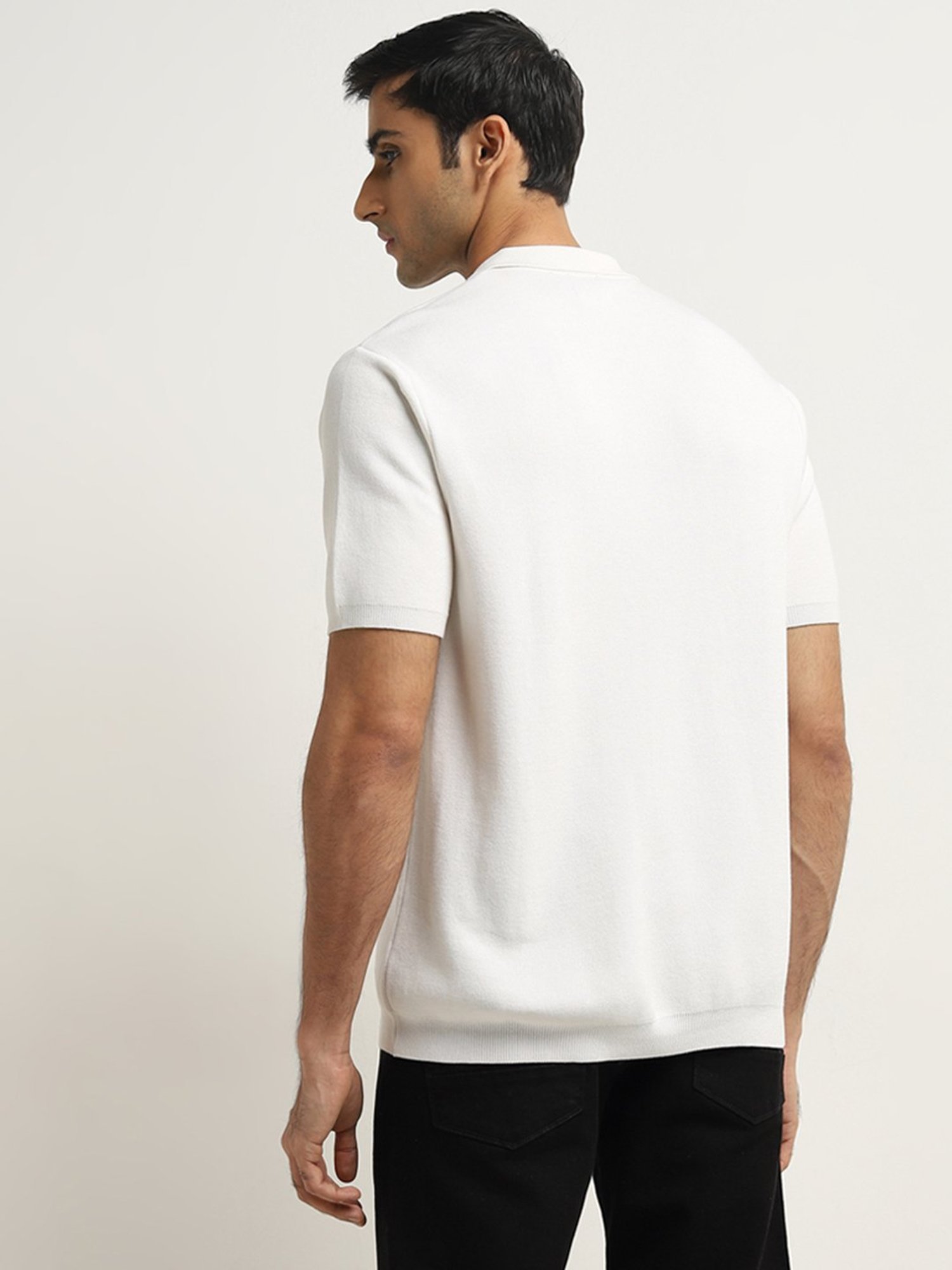 Ascot by Westside White Zippered Relaxed-Fit T-Shirt