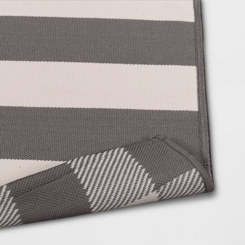 2'x3' Indoor/Outdoor Reversible Rug Gray - Threshold™