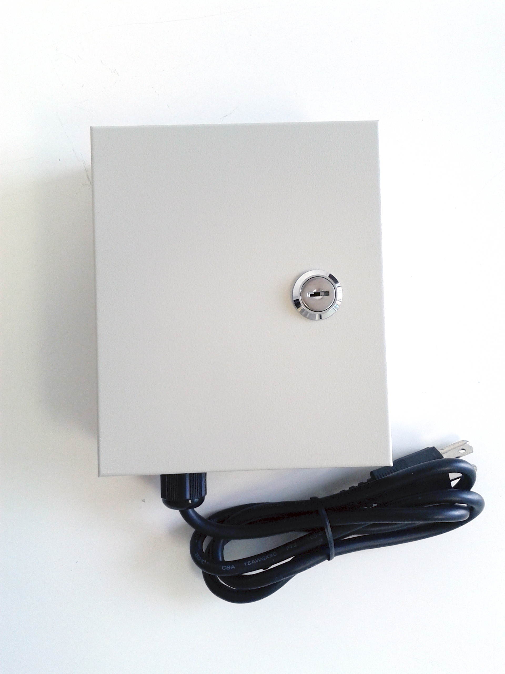 Smart Security Club 9ch CCTV Power Distributor Box Wall-Mount 5 Amp Compact