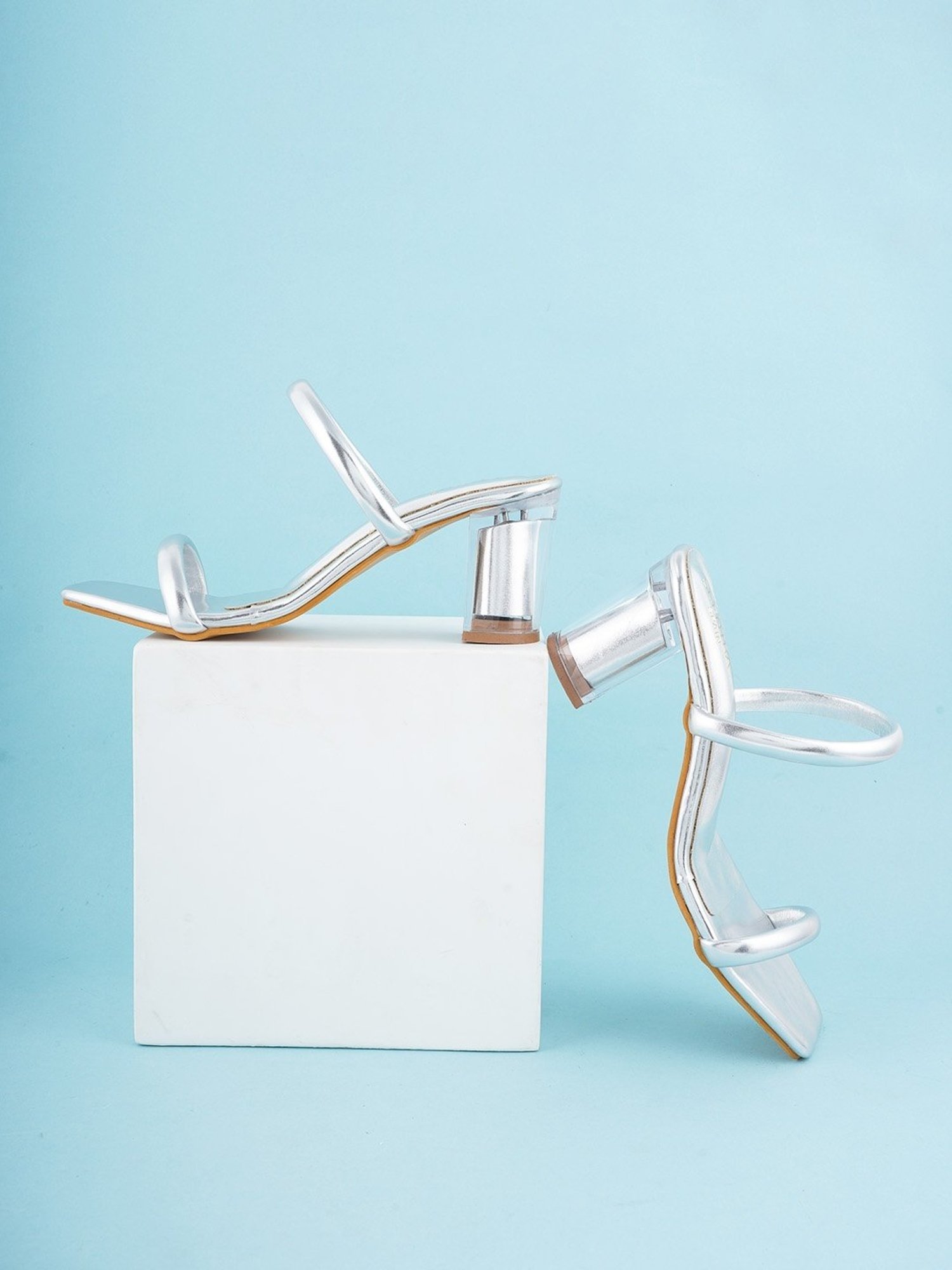 Scentra Women's SPAIN Silver Casual Sandals