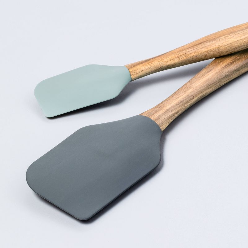 Seven20 Star Wars 11&rdquo; Silicone Spatula - Black/Gold Text &ldquo;Star Wars&rdquo;