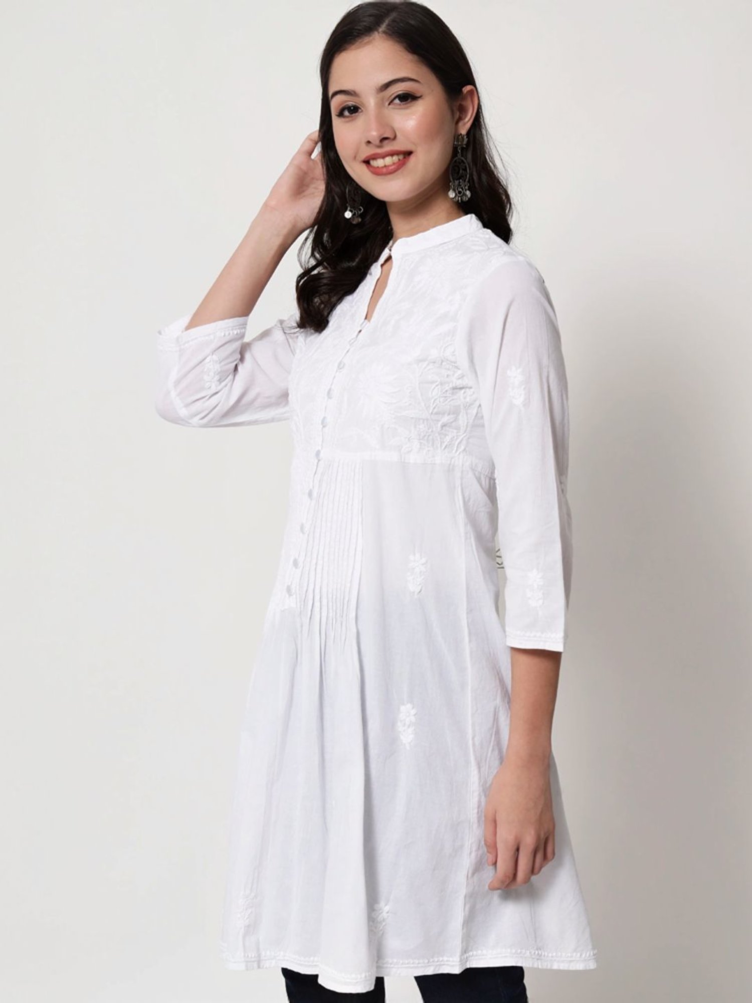 PARAMOUNT CHIKAN White Cotton Hand Embroidered Chikankari A Line Kurti