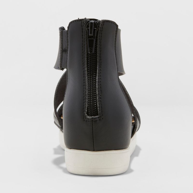 Women's Hartley T Strap Thong Sandals - Universal Thread™ Black 9