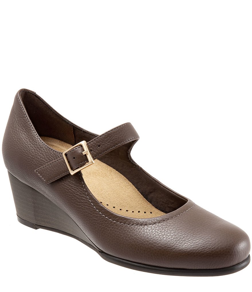 Trotters Willow Mary Jane Wedge Pumps