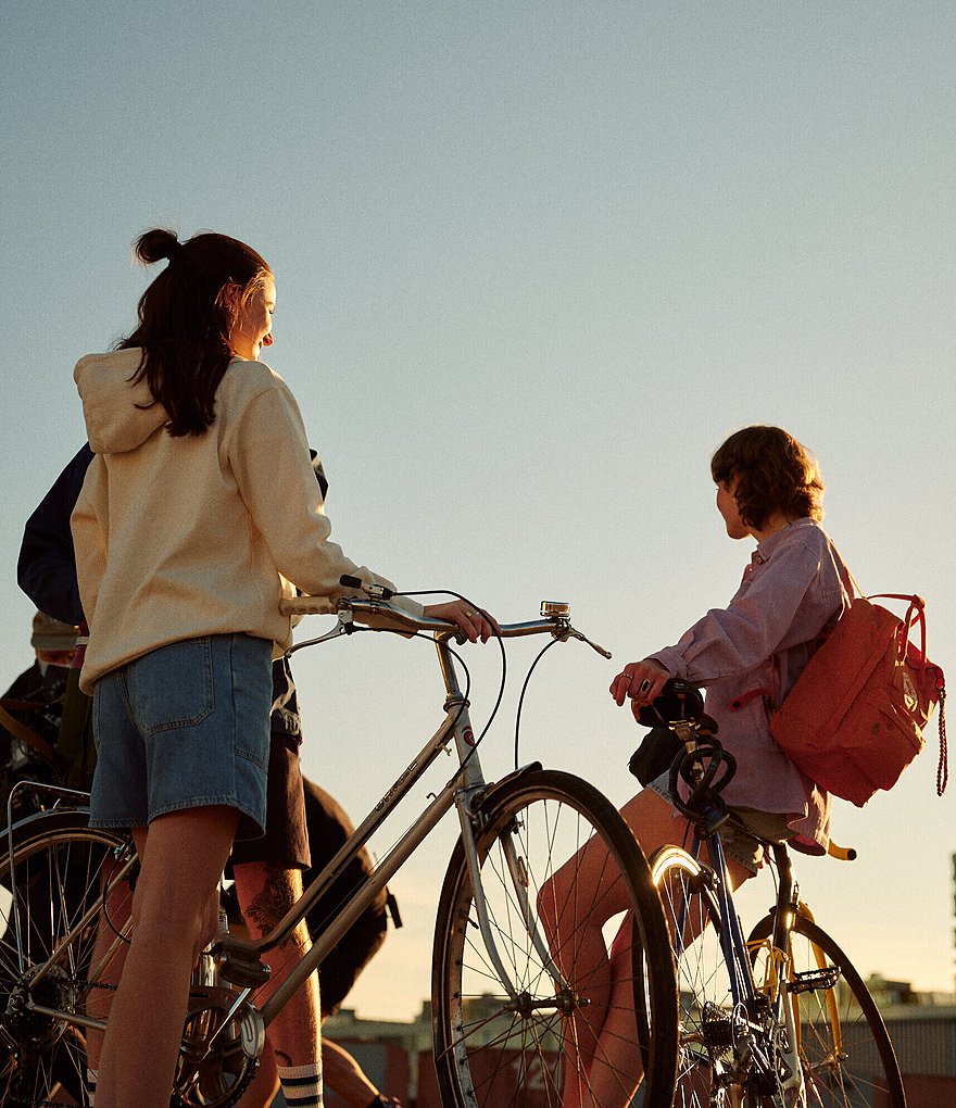 Fjallraven Kanken Water-Resistant Cotton Zipper Convertible Backpack