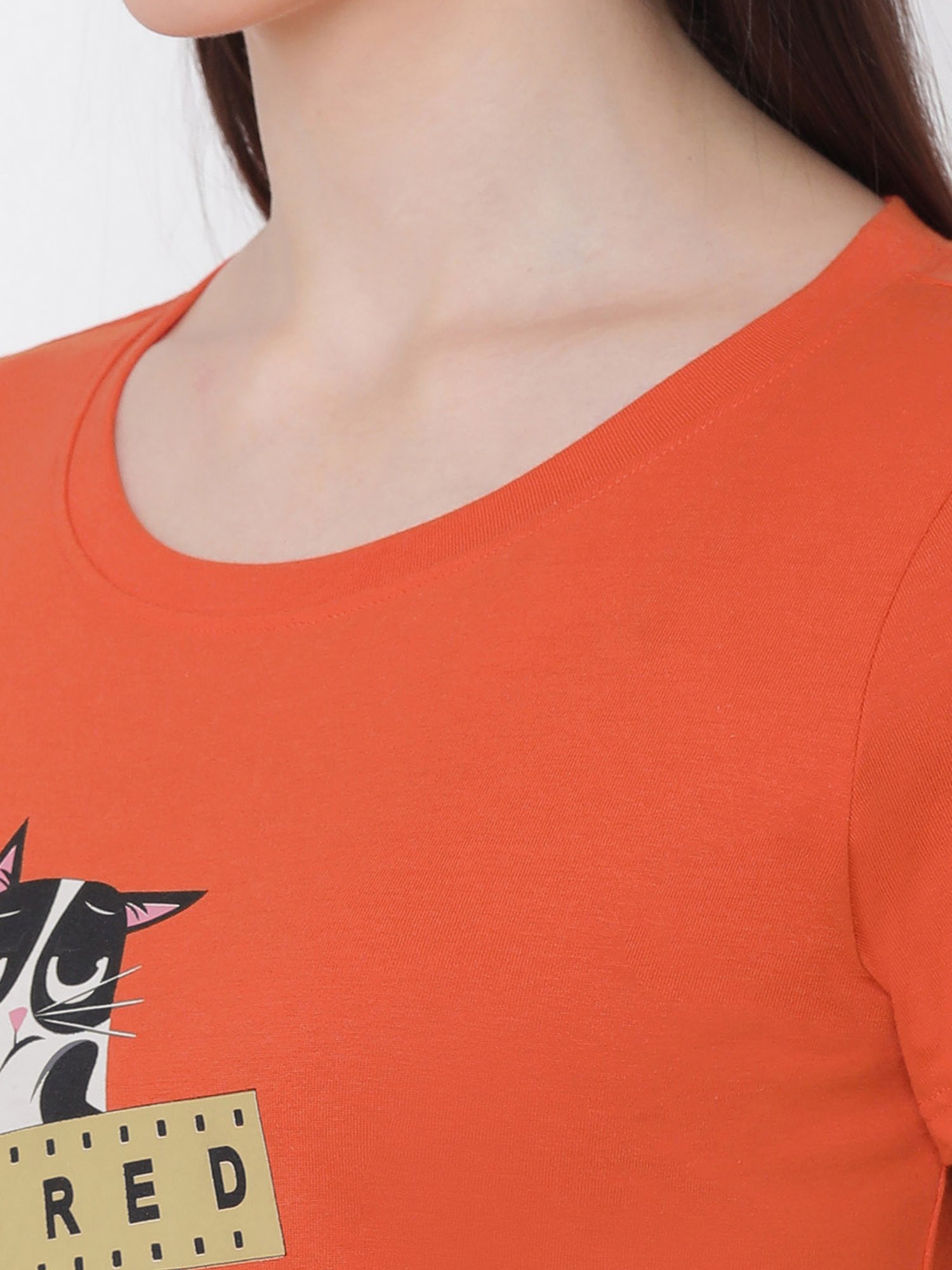 Soie  Orange Printed T-Shirt