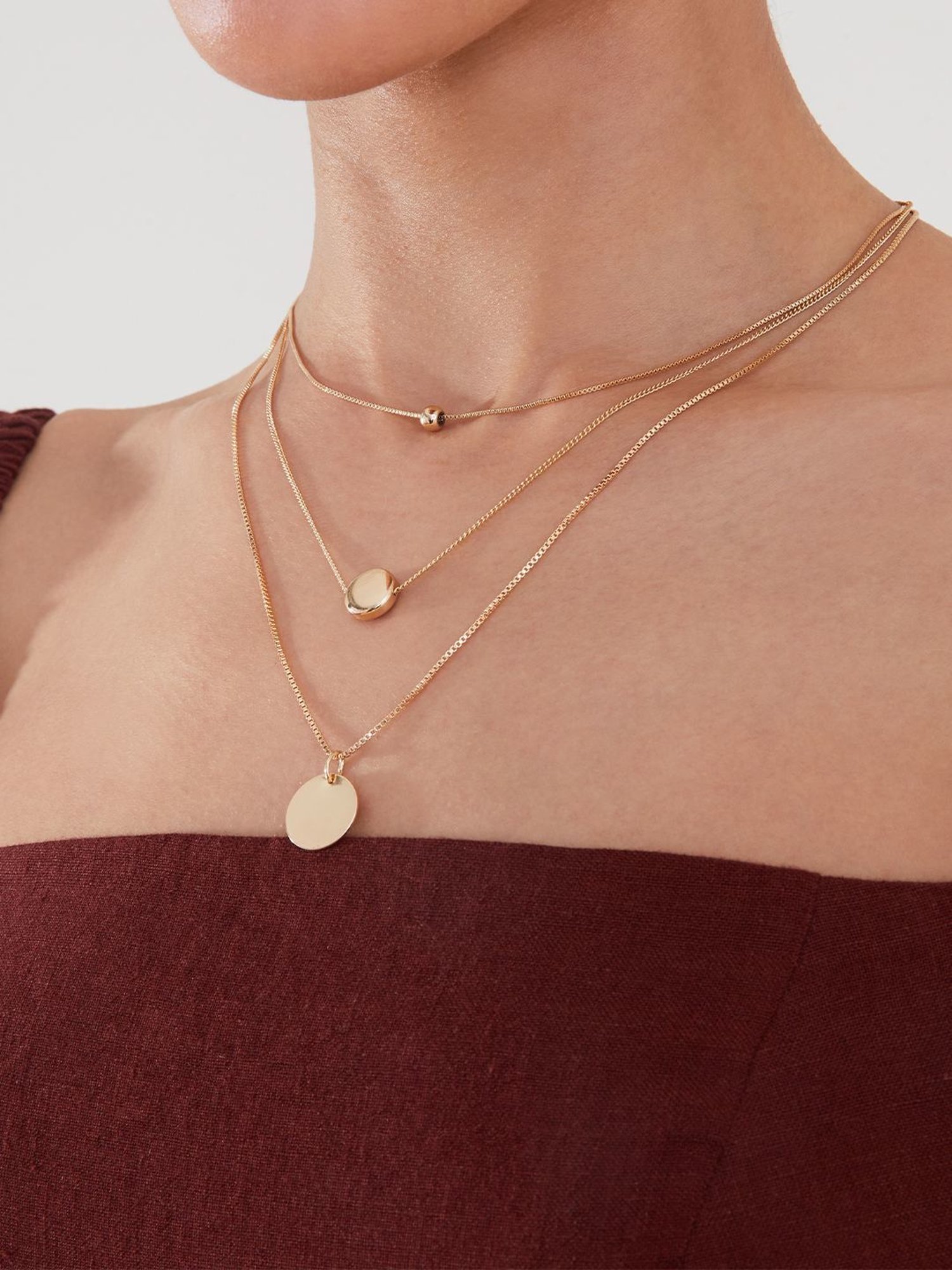 ToniQ Gold-Plated White Baroque Choker Necklace for Women