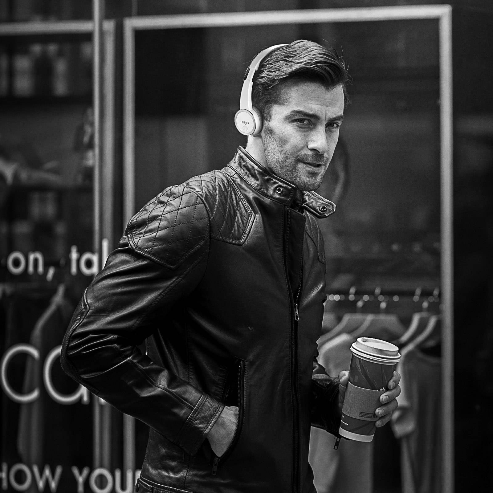 Edifier W570BT Bluetooth On-Ear Headphones - Lightweight Wireless Headset - White