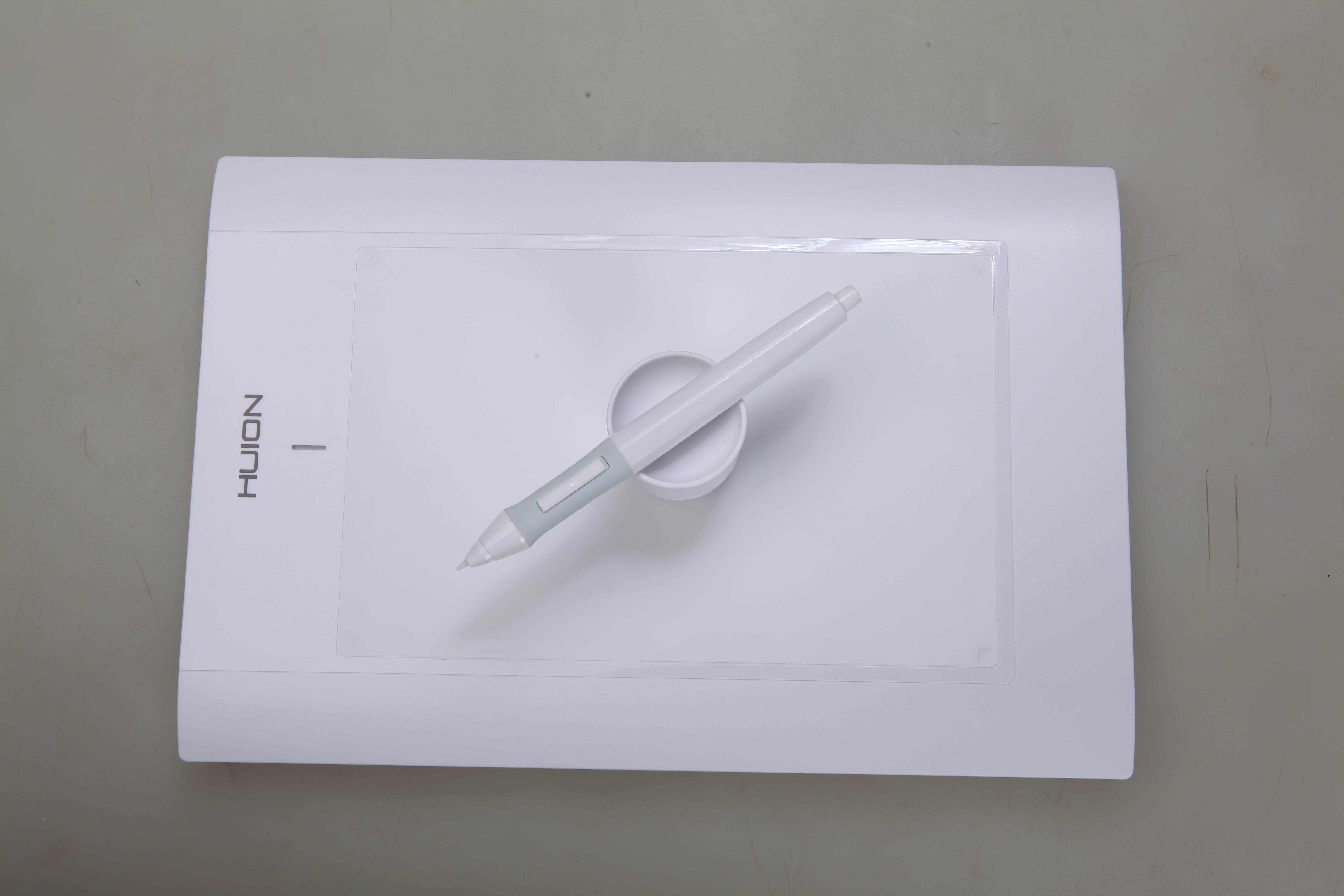 Turcom TS-6580W 8" x 5" Huion Graphic Drawing,Capture Pen and Touch Tablet  - White