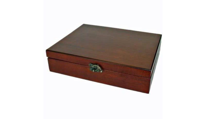 WE Games Jacques Chessmen - Black Stained Kari Wood with 3.75 in. King - in Wooden Treasure Box