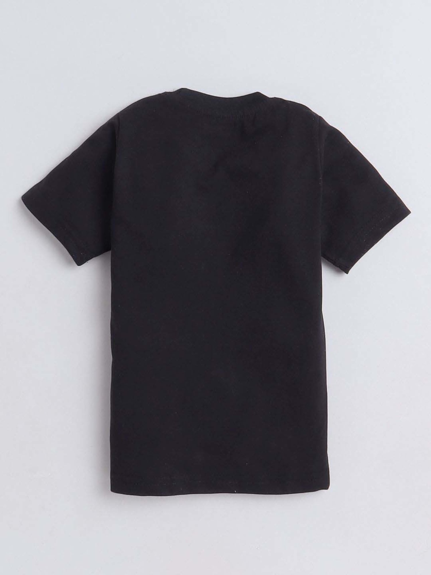 Fourfolds Unisex Black & Yellow Printed T-Shirt