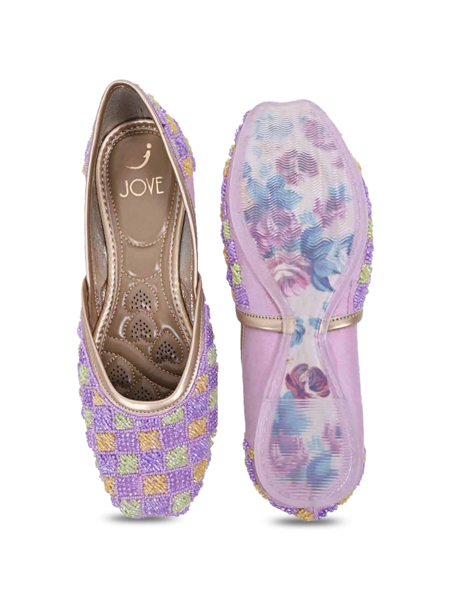 Jove Women's Purple Ethnic Juttis