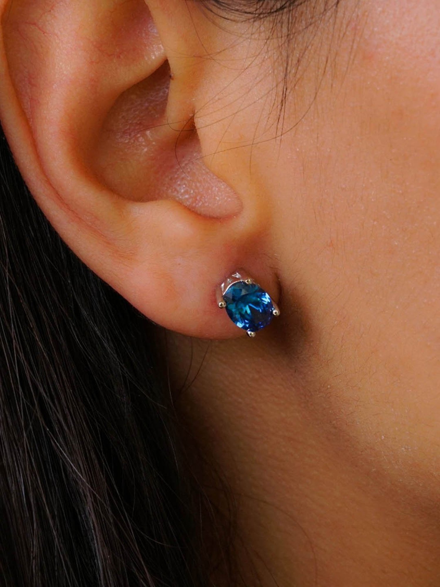 Ornate Jewels 92.5 Sterling Silver Oval Shape Earrings for Women