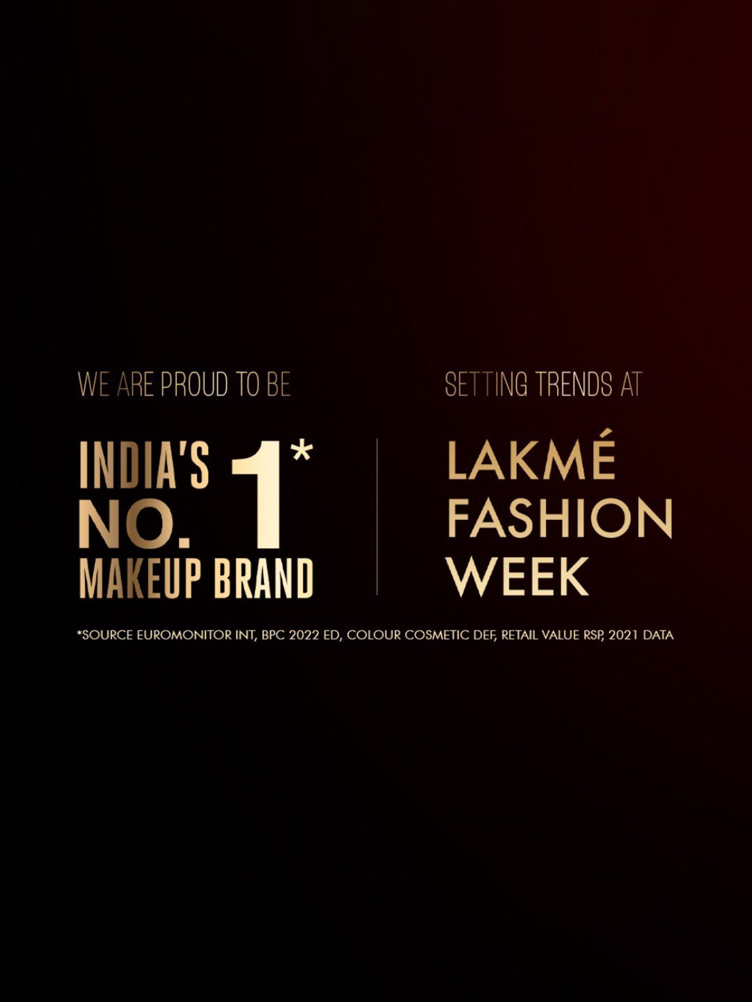 Lakme Absolute Beyond Matte Lipstick Fuchsia Fun - 3.4 gm