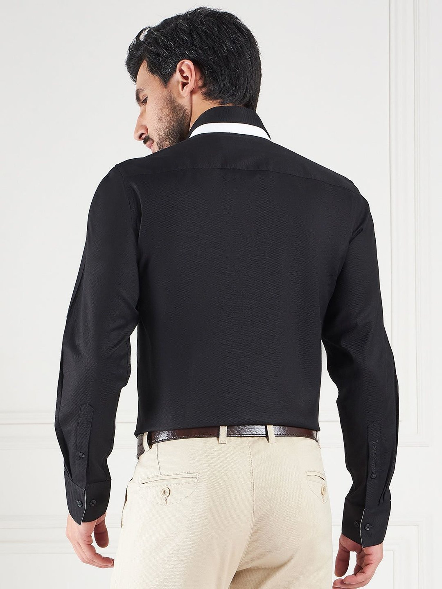 Louis Stitch Black Cotton Regular Fit Texture Shirt