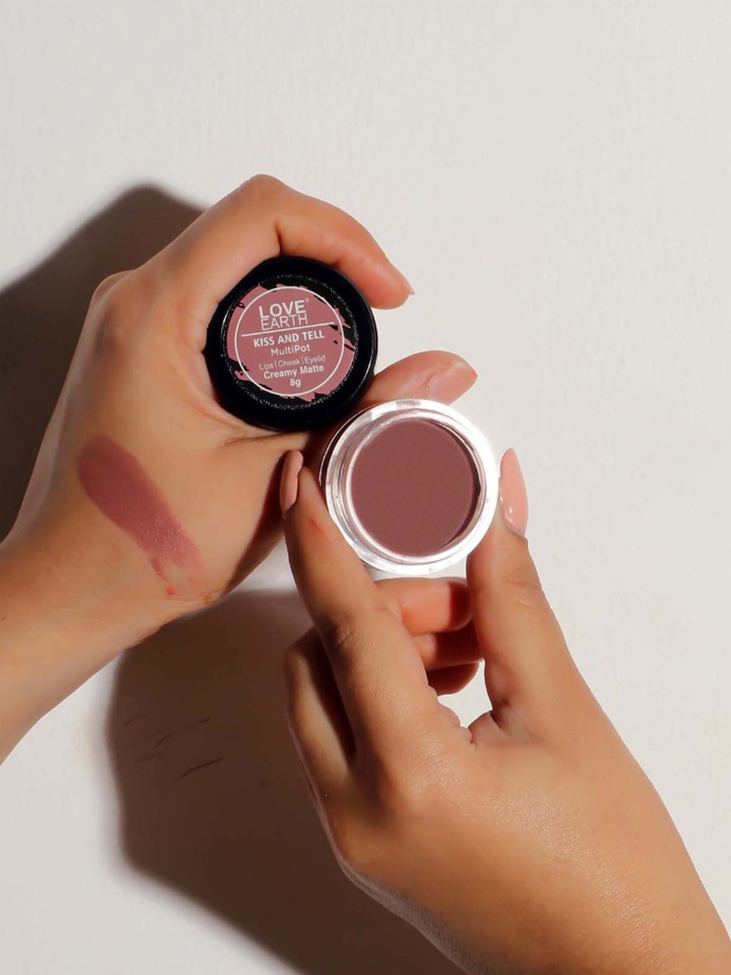 Love Earth Multipot Kiss and Tell - 8 gm