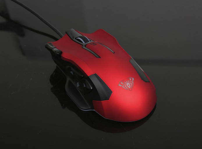 AULA Death Coil  Ergonomic Design, Cool Exterior Wired 8200DPI 10-button 7 Breathing Backlit Light Gaming Mouse For Office And Game, High Compatability - Red