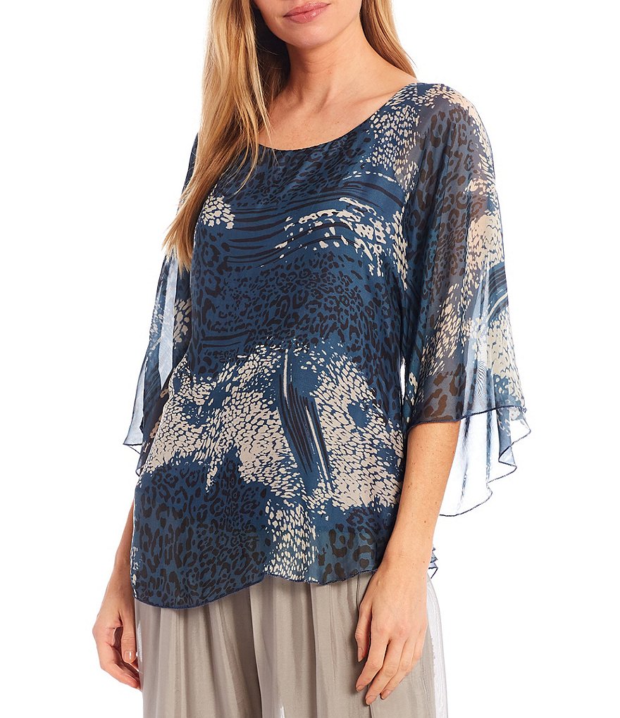 M Made in Italy Abstract Animal Print Silk Blend Jewel Neck 3/4 Sleeve Poncho Top