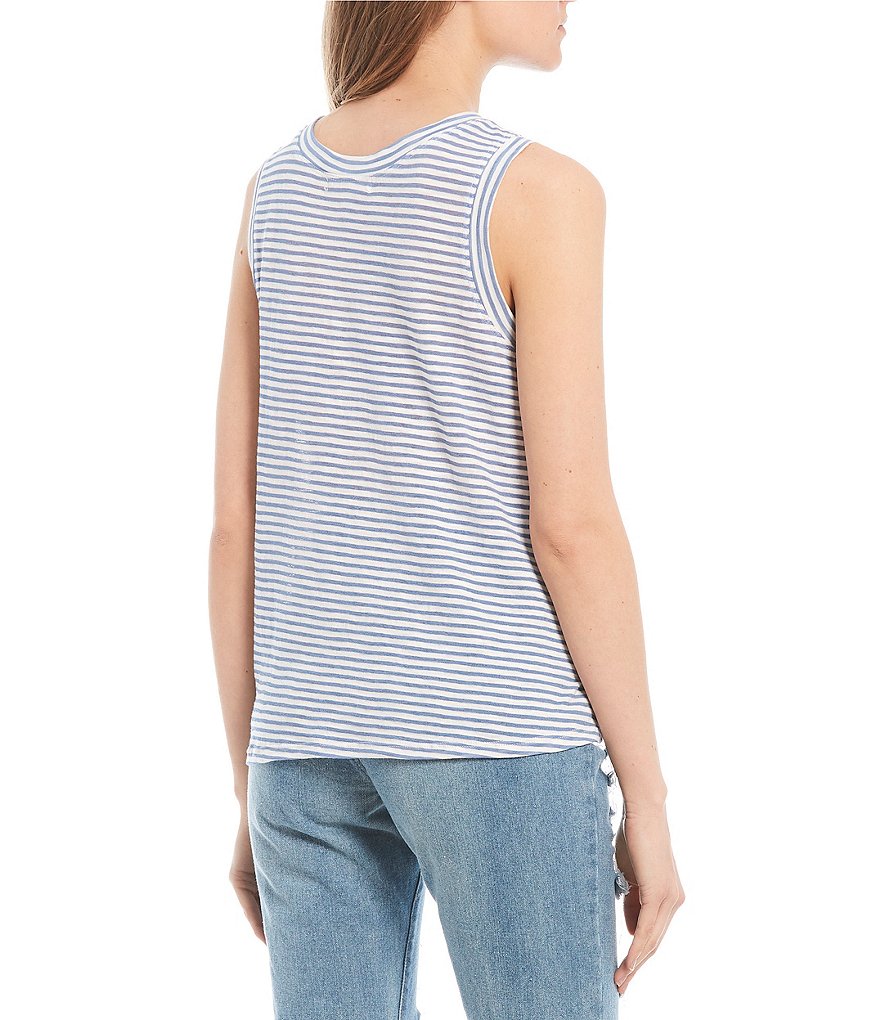 June & Hudson Floral Asymmetrical Button Front Tank Top