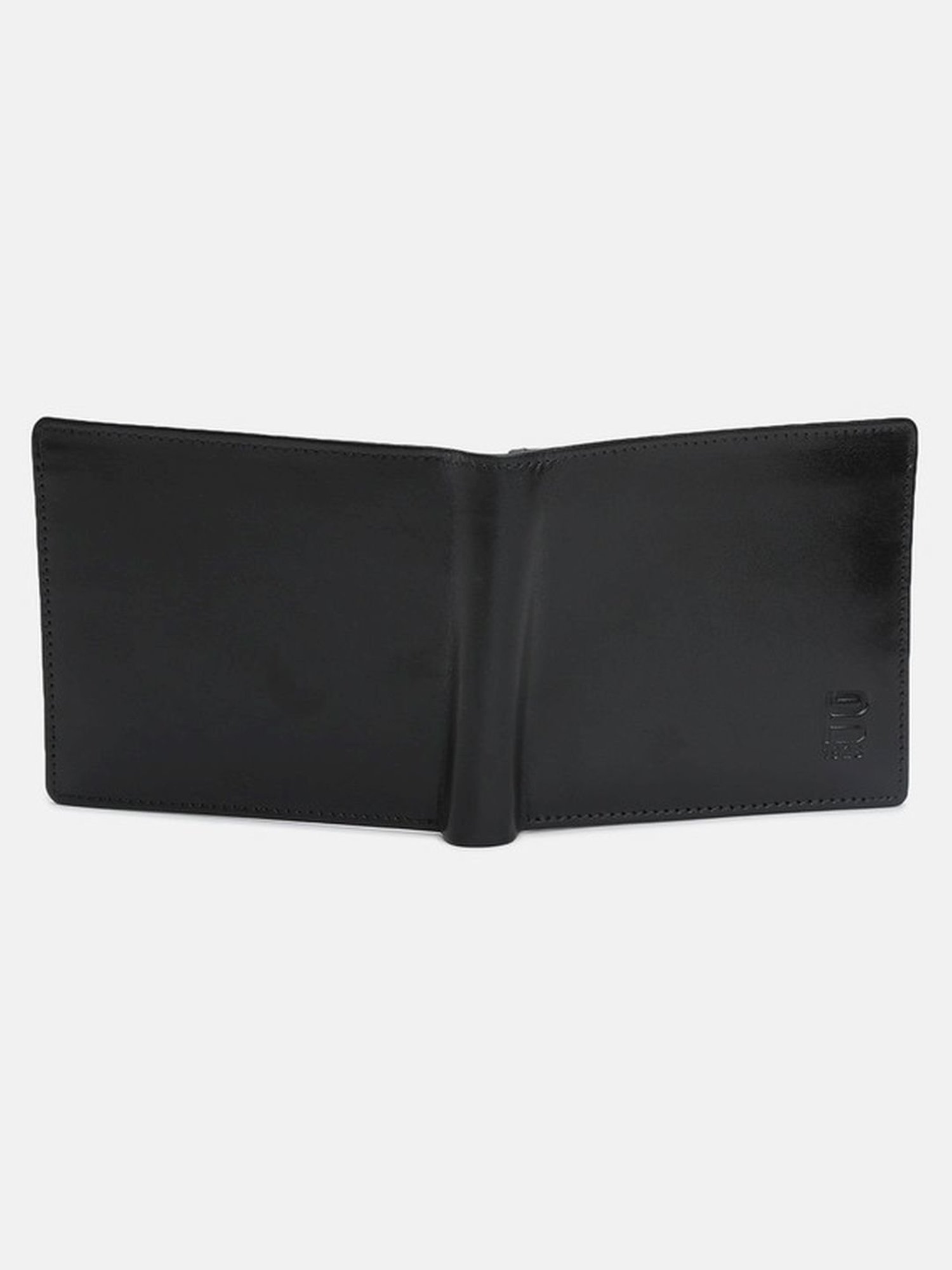 BAGATT Capua Black Leather Solid Bi-Fold Wallet