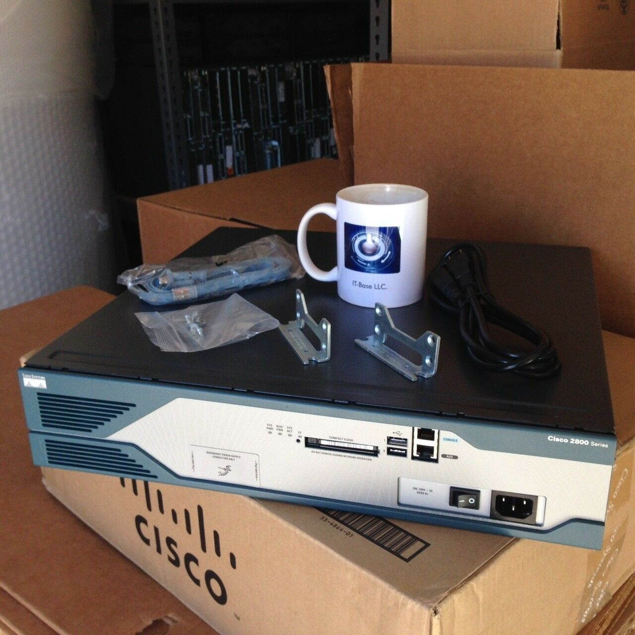 C2851-VSEC-SRST/K9 2851 VSEC Bundle with PVDM2-48 128F/256D Flash Memory