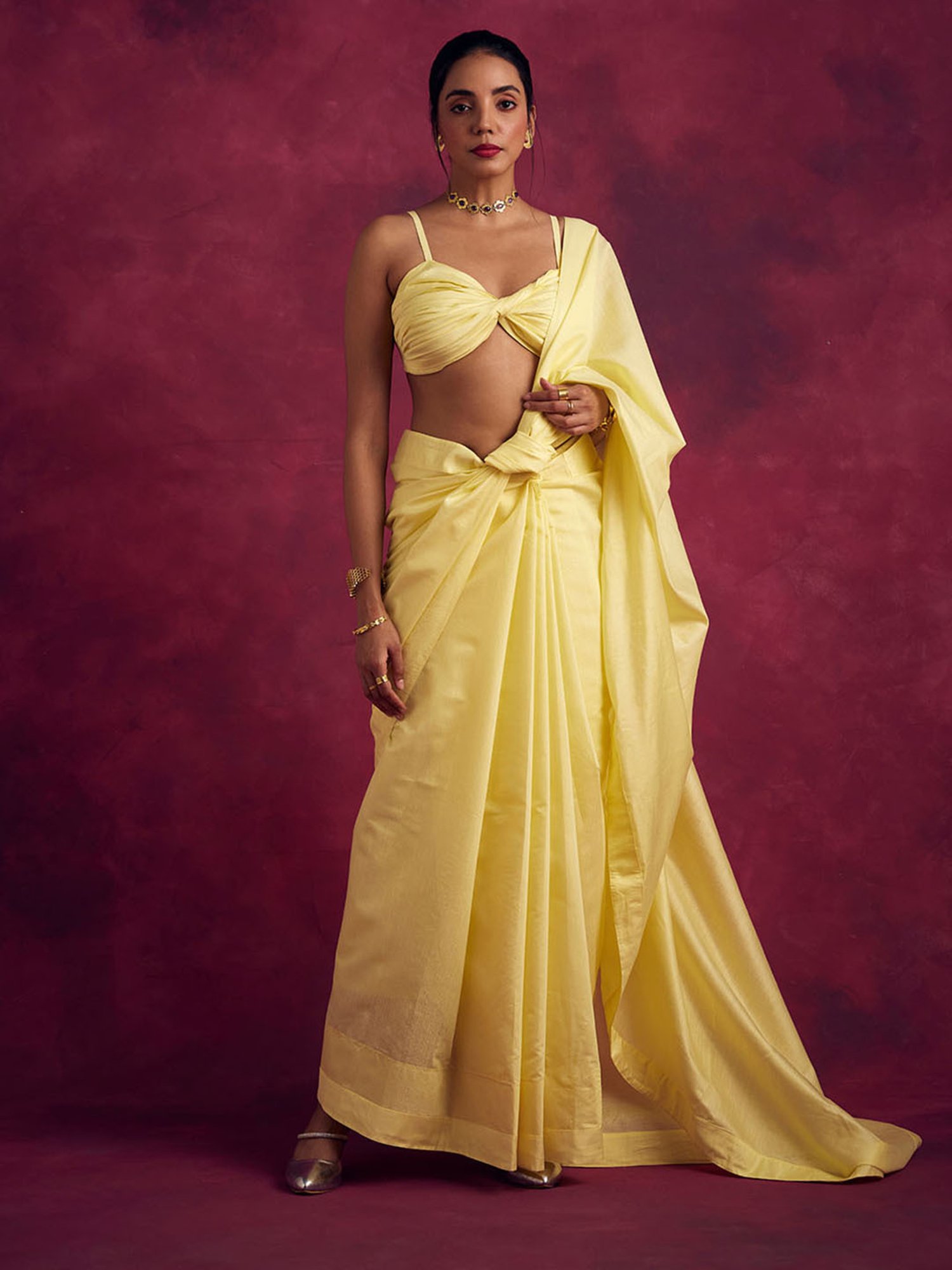 Abhishti Yellow Woven Saree Without Blouse