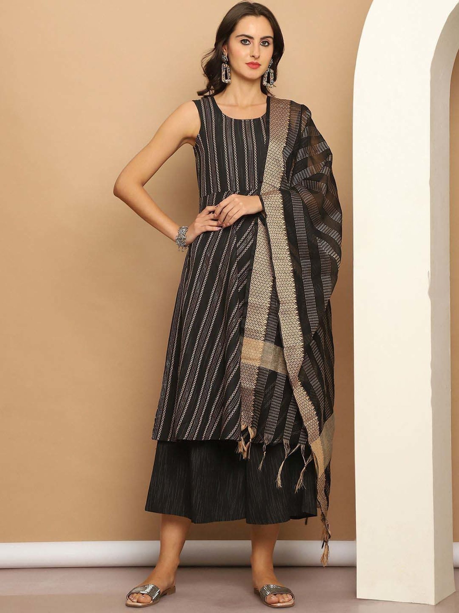Jompers Black Woven Pattern Kurta Palazzo Set With Dupatta