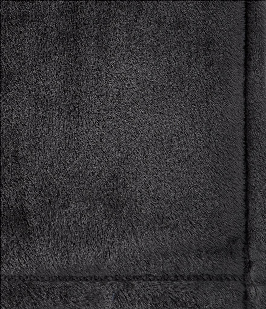 Noble Excellence Ava Plush Throw