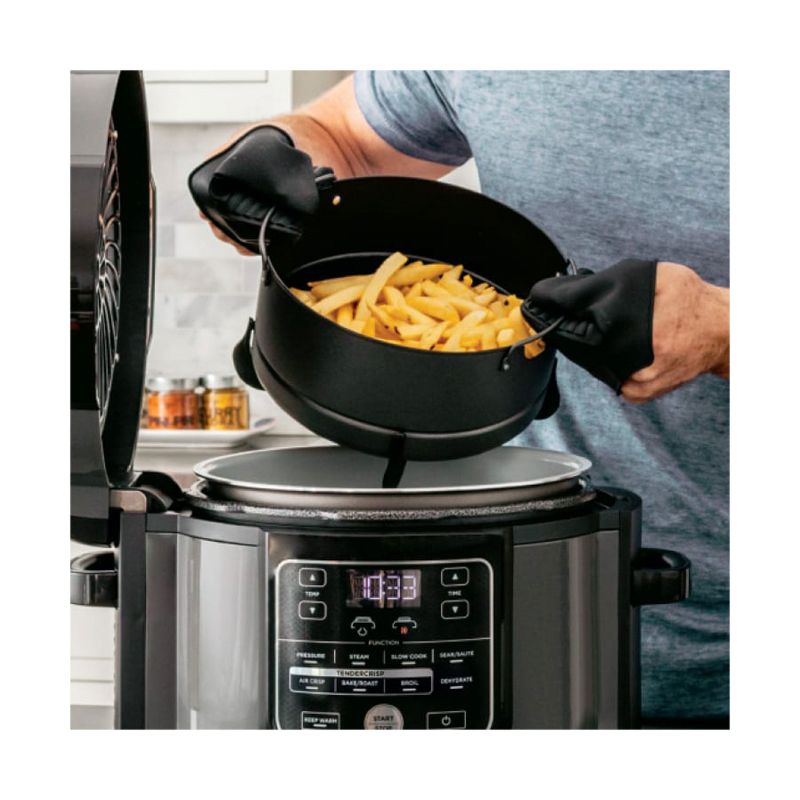 Ninja Foodi 6.5 QT Pressure Cooker that Crisps Air Fryer (Manufacturer Refurbished)