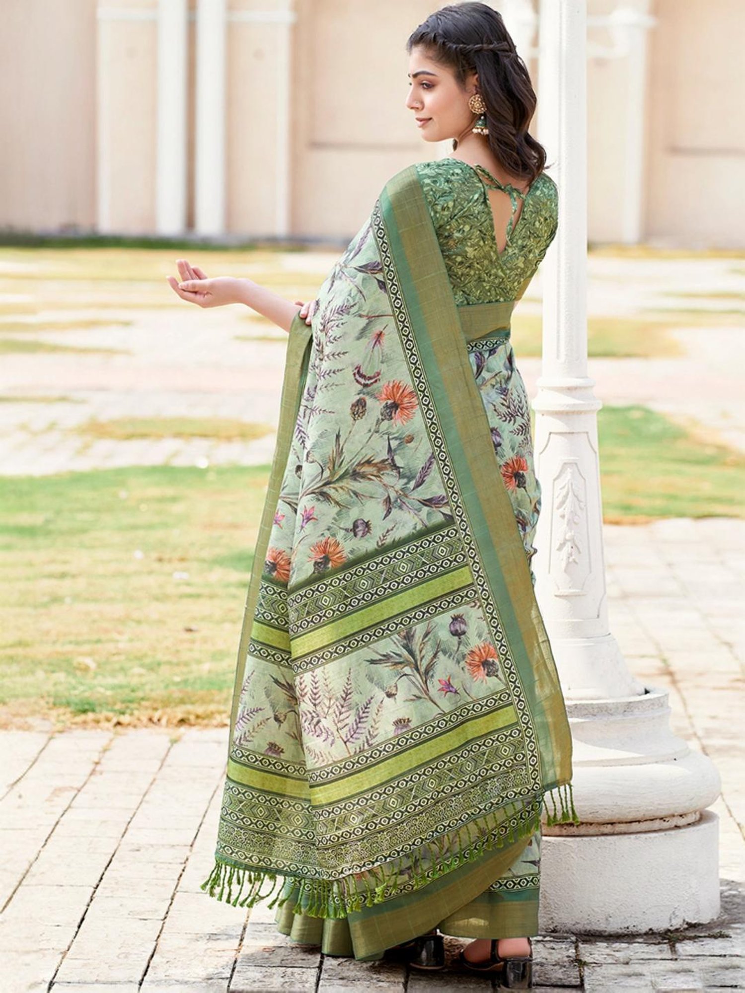 Satrani Green Silk Floral Print Saree With Unstitched Blouse