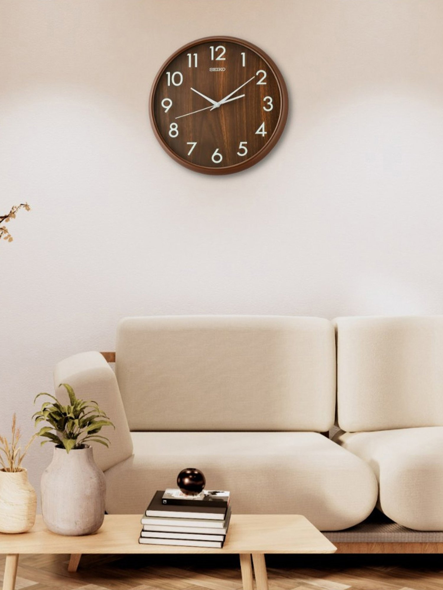 SEIKO classic black plastic wall clock with sweep movement