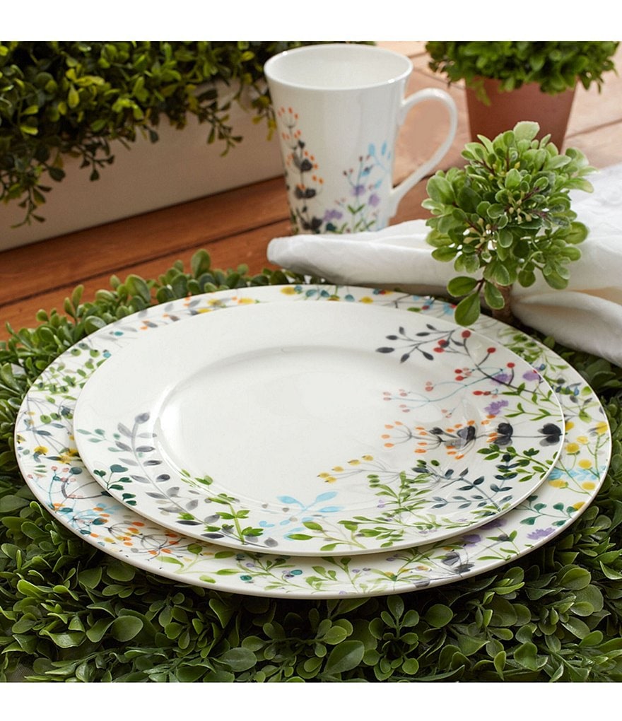 Mikasa Tivoli 16-Piece Dinnerware Set, Service for 4