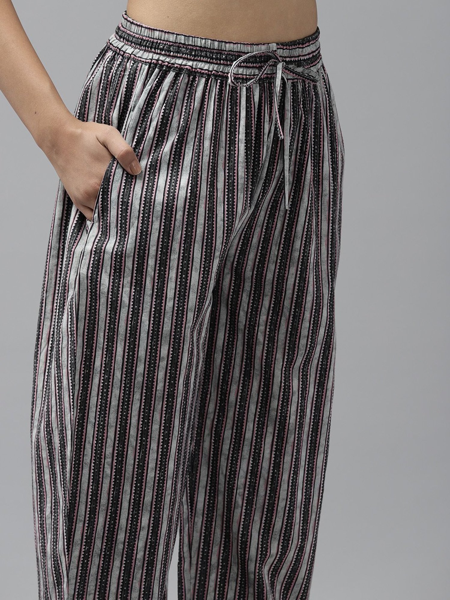 Prakrti Grey Cotton Printed Kurta With Pant & Dupatta