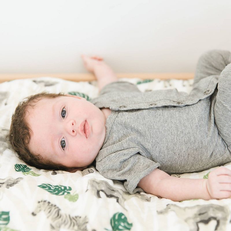 Bebe au Lait Muslin Changing Pad Cover Jungle