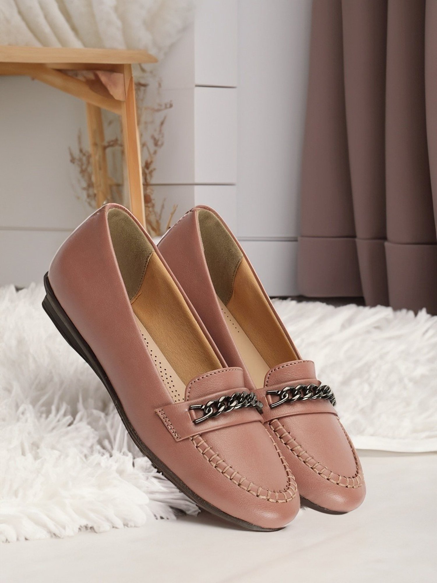 Elle Women's Peach Casual Loafers