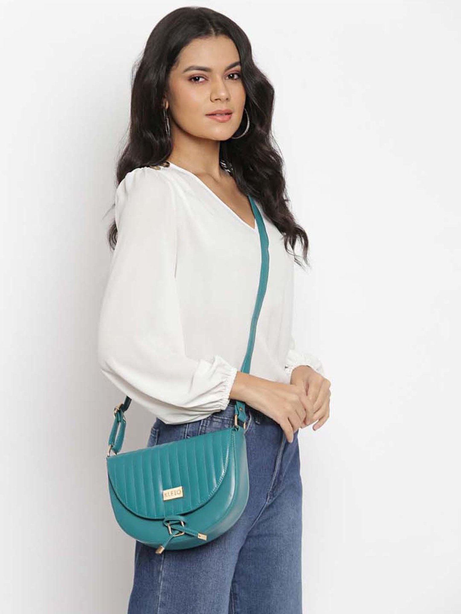 KLEIO Green Quilted Medium Sling Handbag