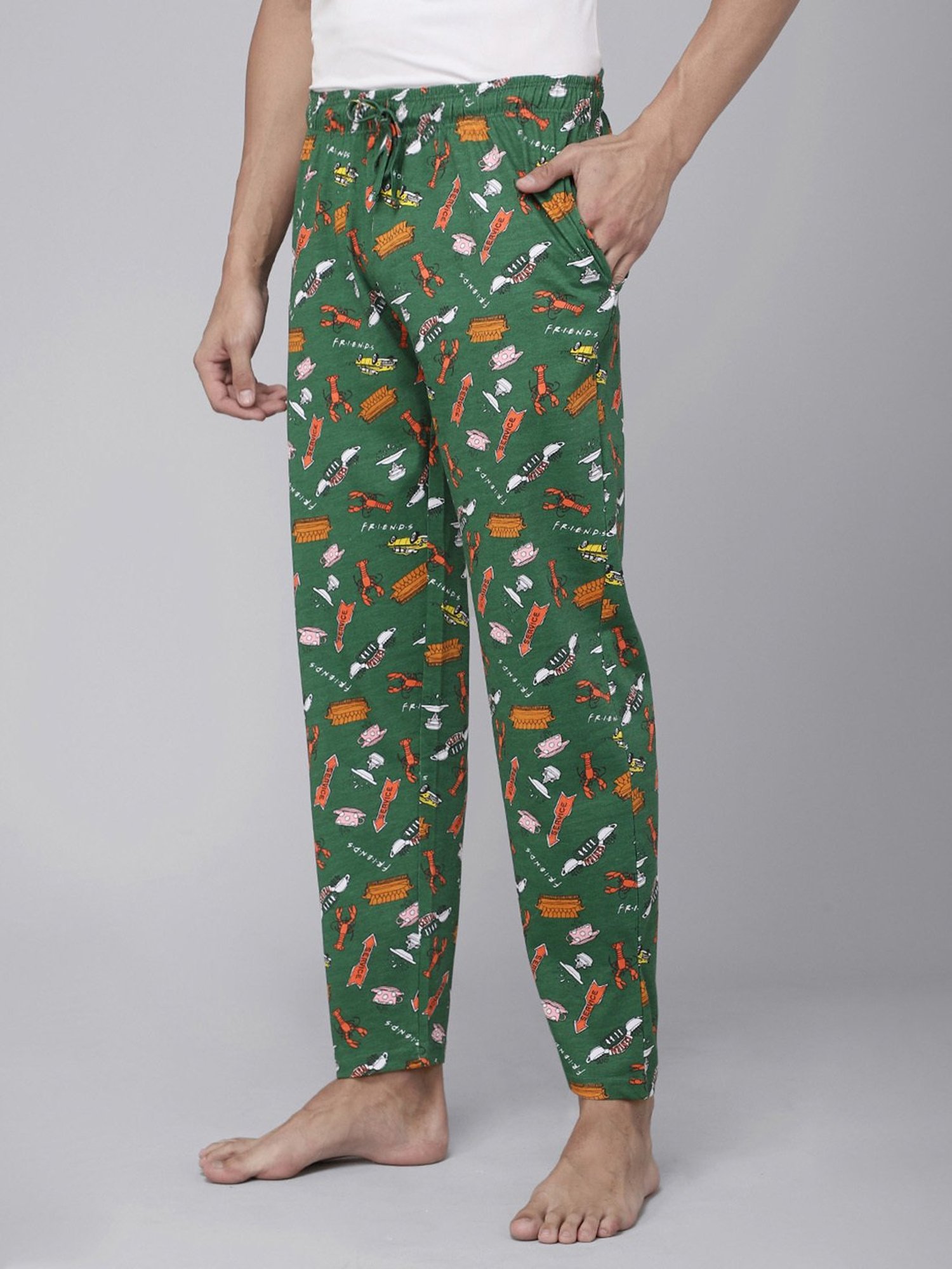 Free Authority Friends Printed Regular Fit Pyjamas