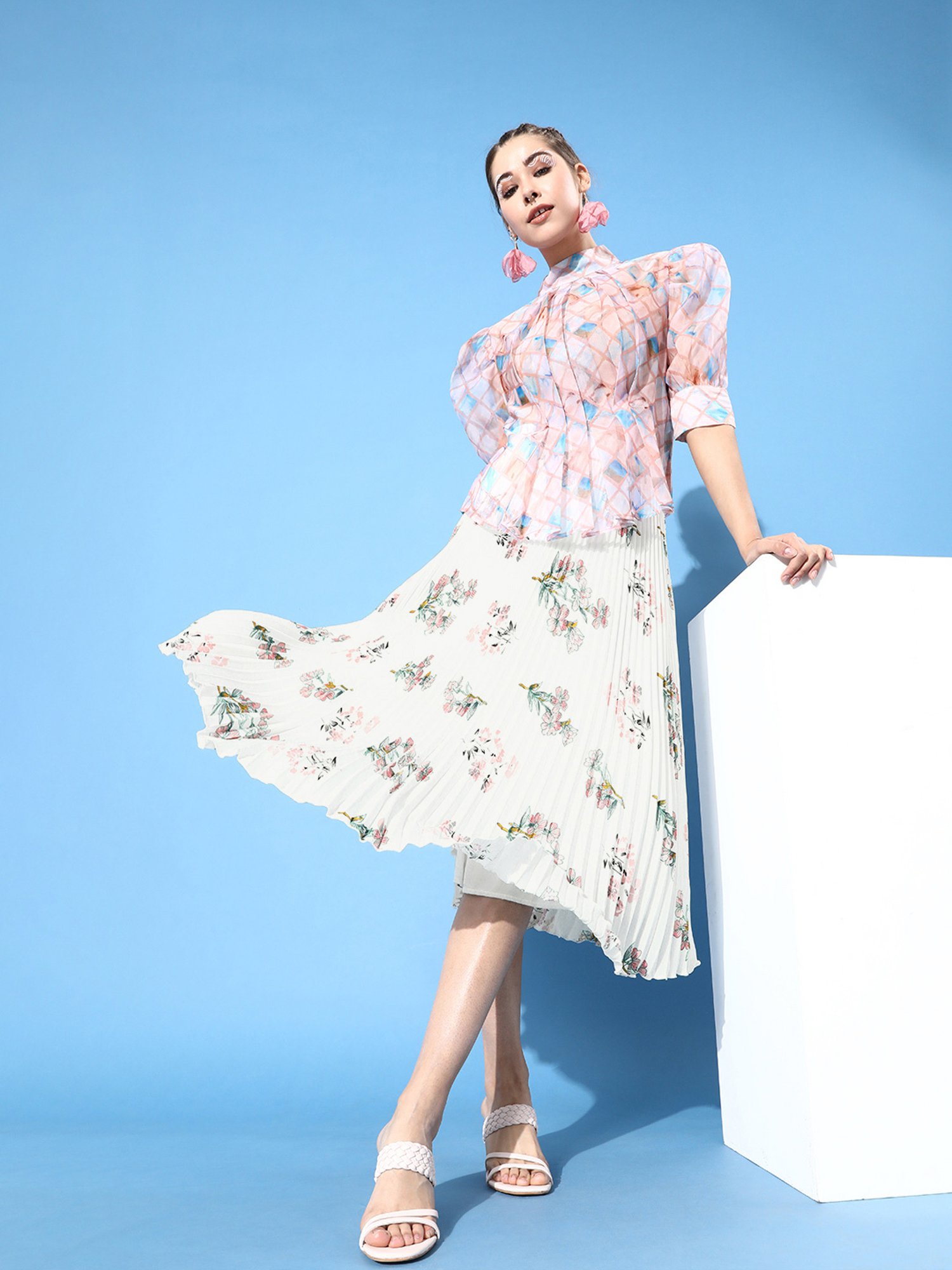 Belle Fille White Floral Print Skirt