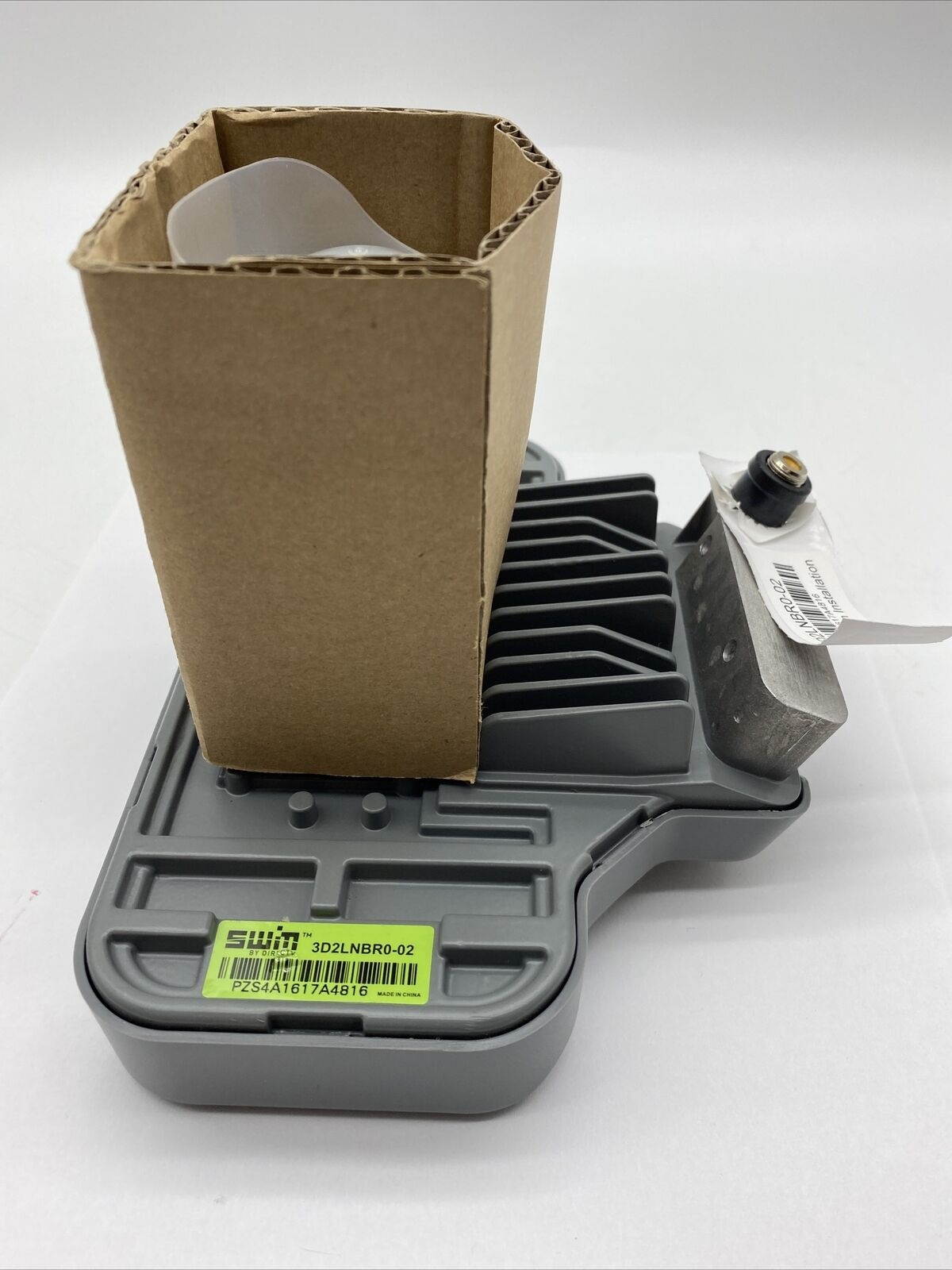 DirecTV 3D2 SWM LNB SWM  3D2LNBR0-02  NEW