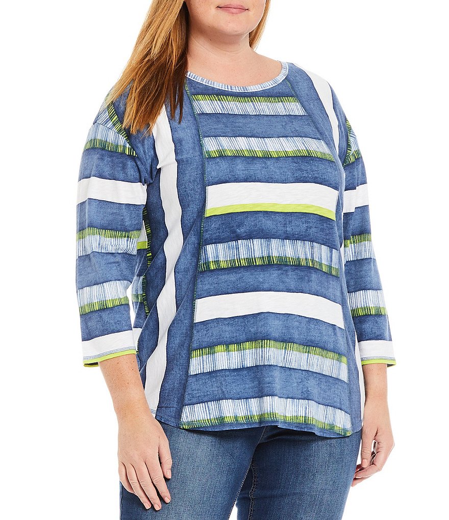 Democracy Plus Size Floral Print 3/4 Puff Sleeve V-Neck Knit Top