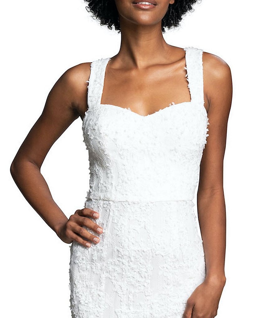 Dress the Population Nicole Sweetheart Neck Sleeveless Textured Midi Dress