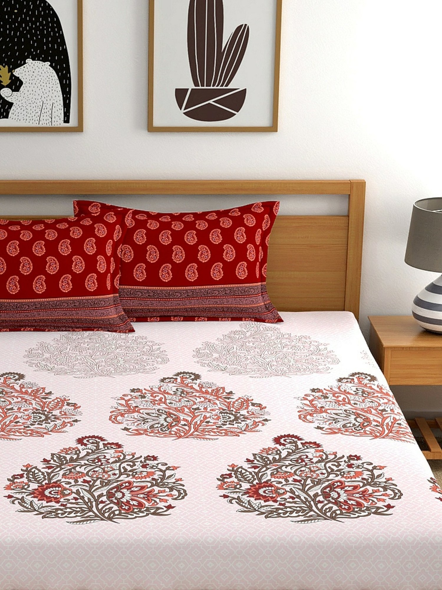 My Room Floral White & Red 140 TC Cotton Queen Bed Sheet with 2 Pillow Covers