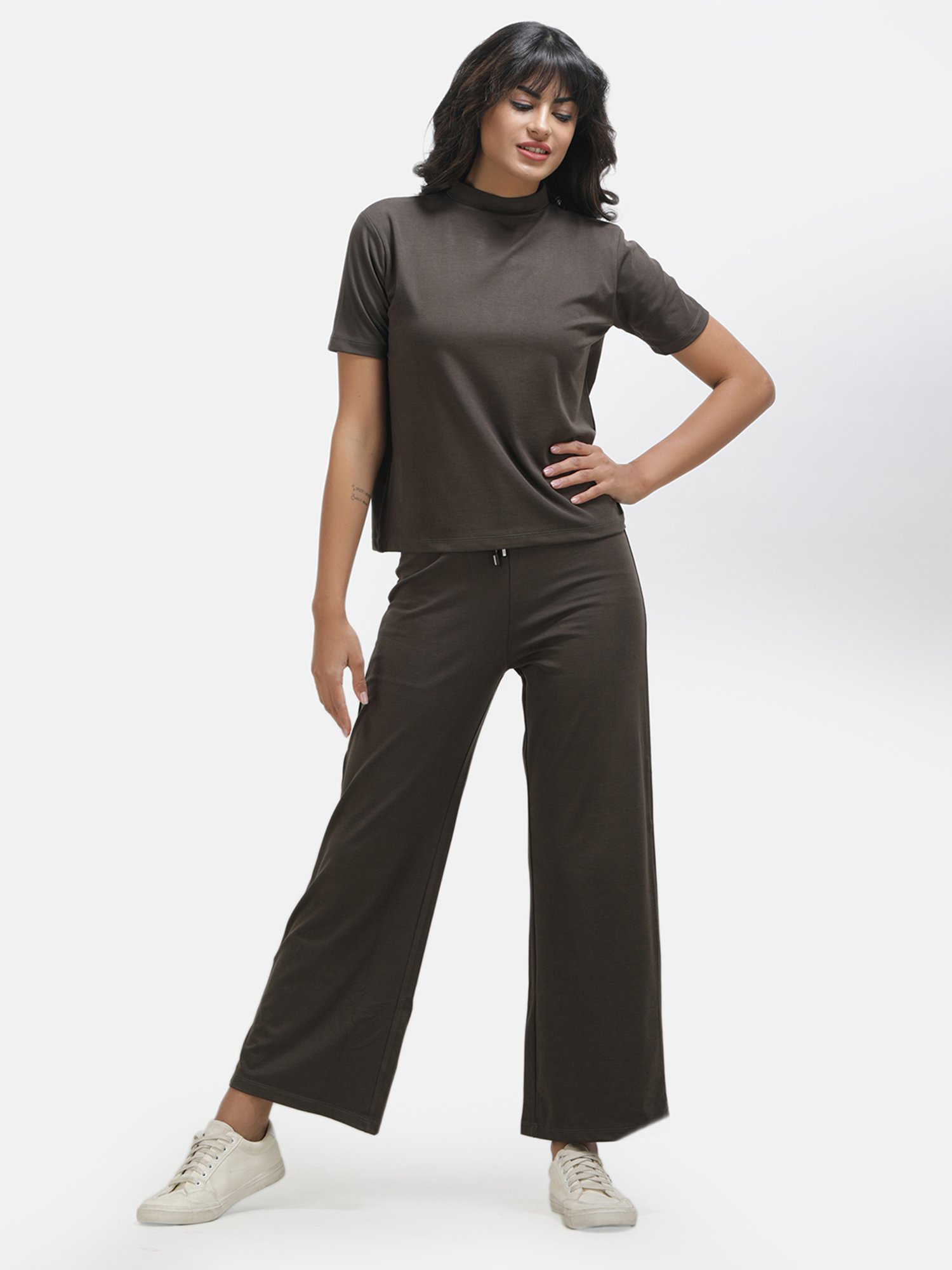 KOI SLEEPWEAR Olive Top With Pants