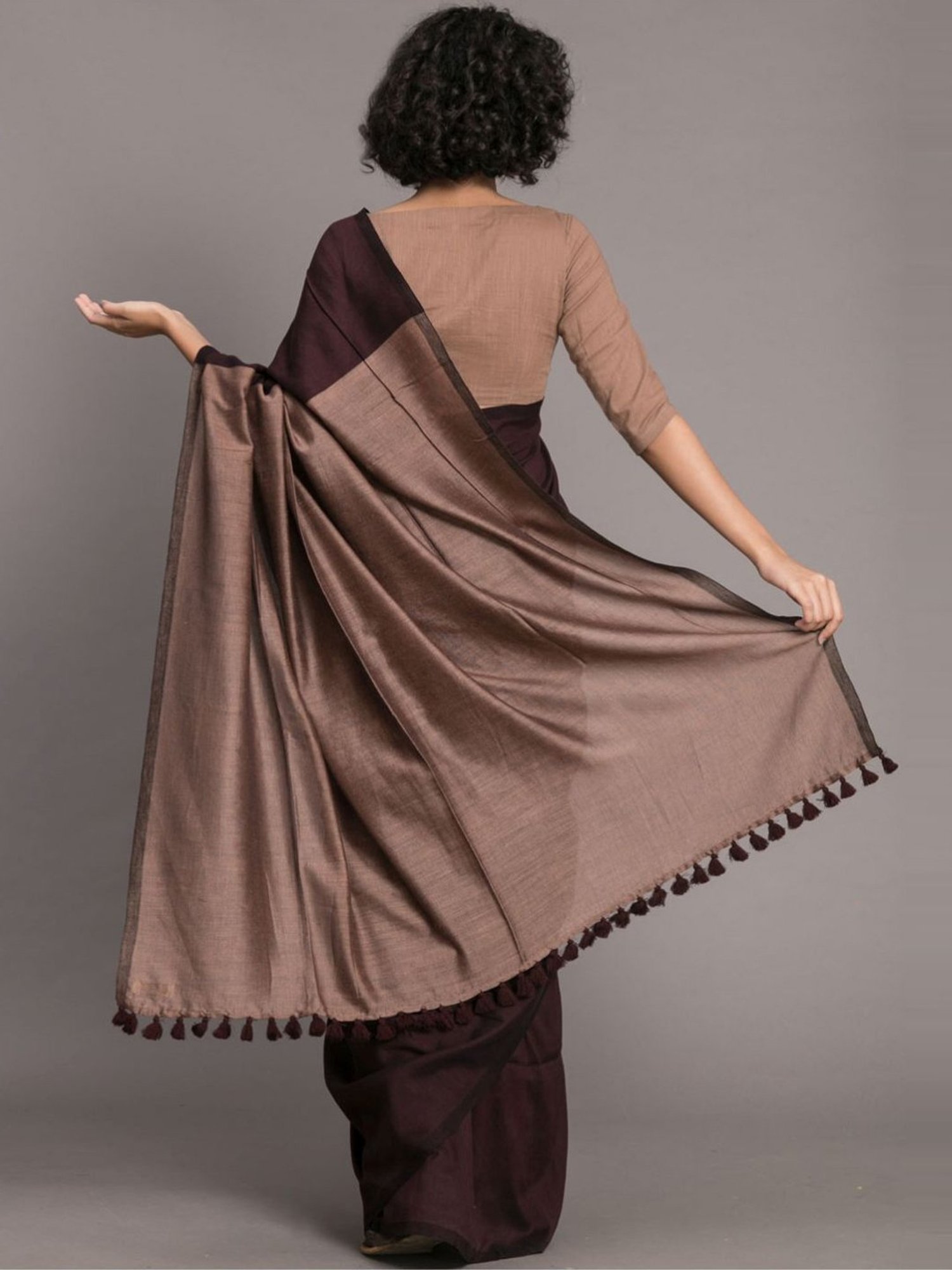 Suta Brown Plain Saree Without Blouse