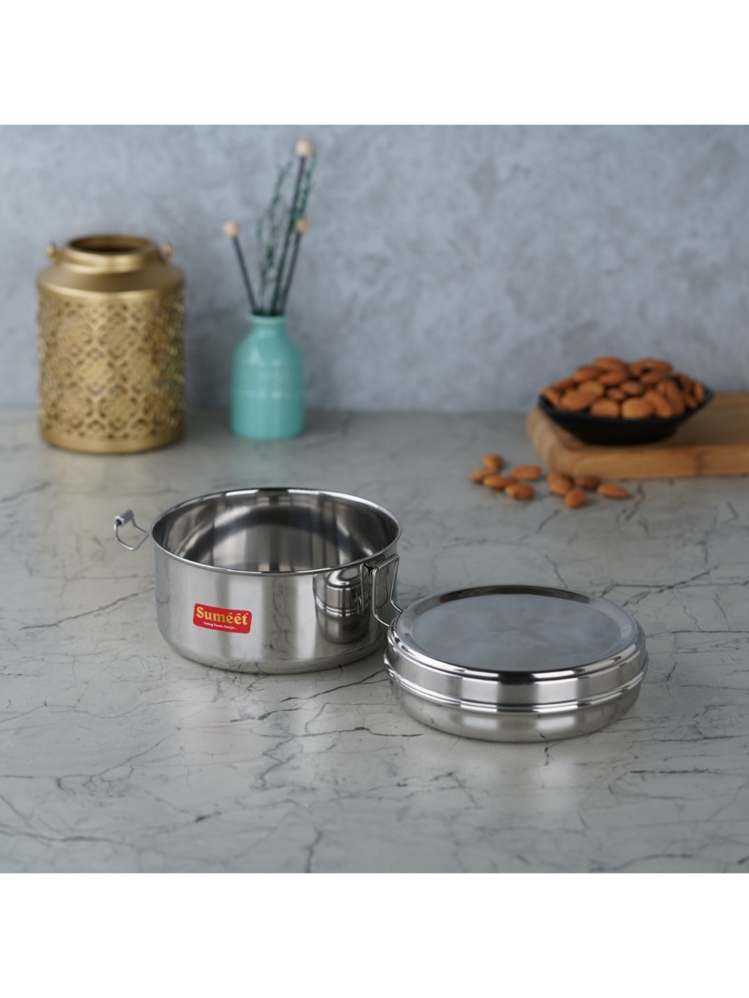 Sumeet S.S. Meal Pack Lunch Box/Tiffin with Steel Separator Plate & Locking Clip, 500ML, 13cm Dia,