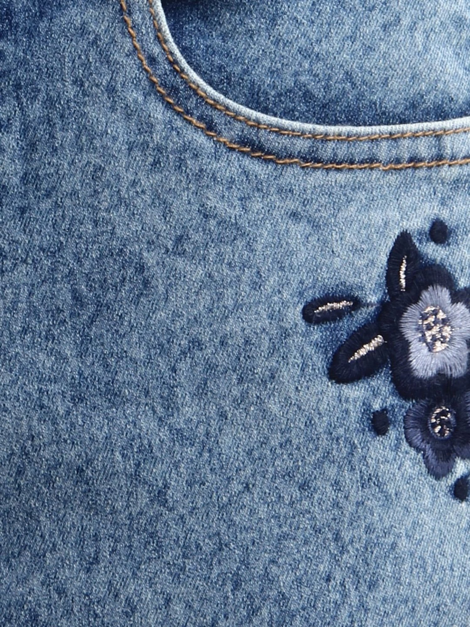 GJ baby Girls Blue Washed Jeans