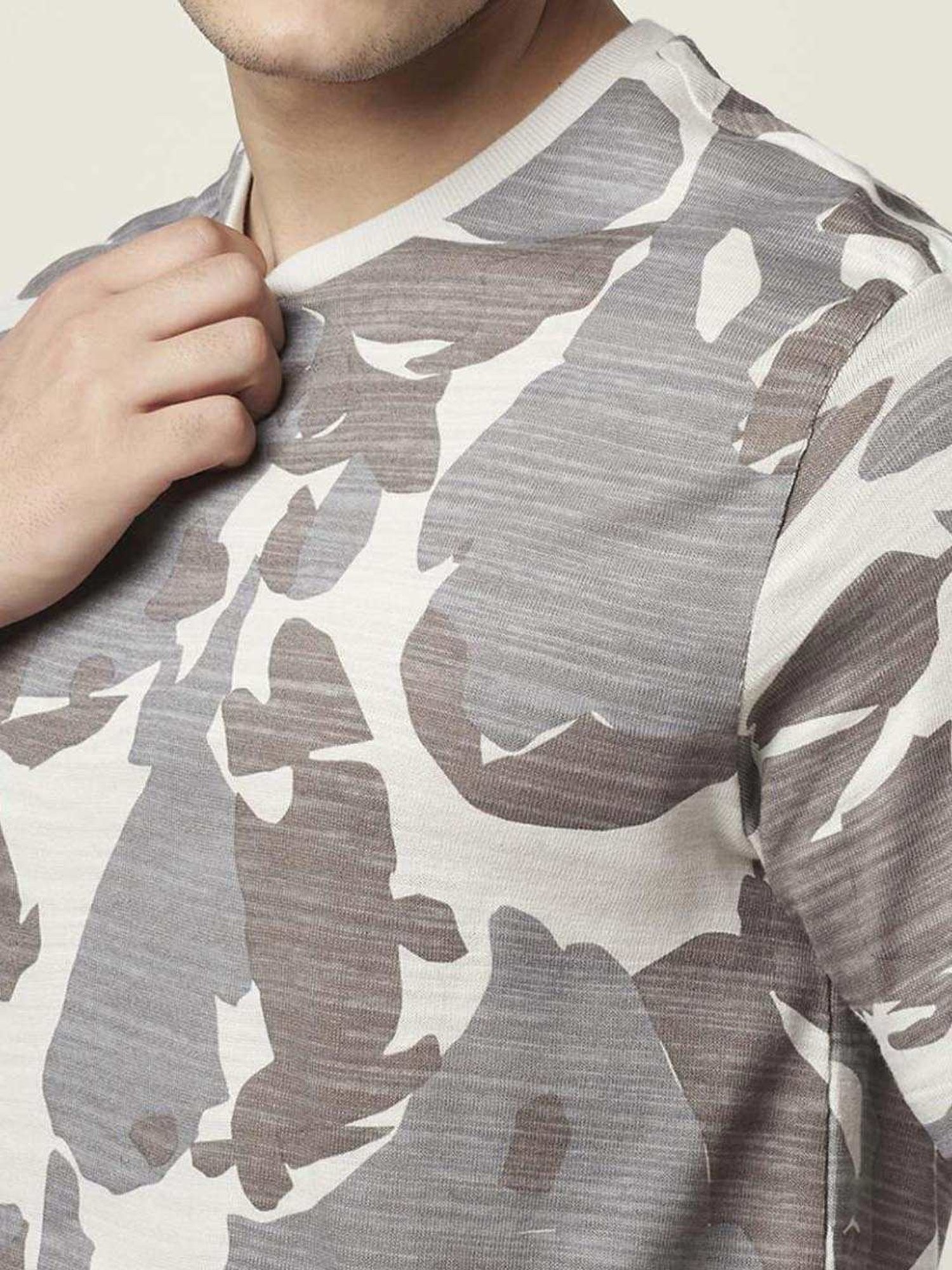 7 Alt by Pantaloons Grey Cotton Relaxed Fit Camouflage T-Shirt