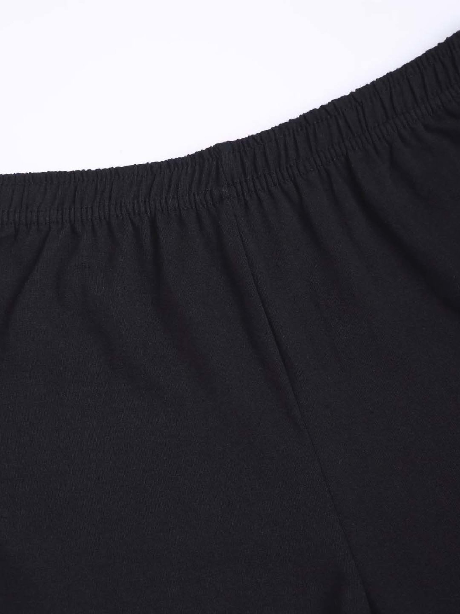 FEELINGS Black Cotton Plain Capris