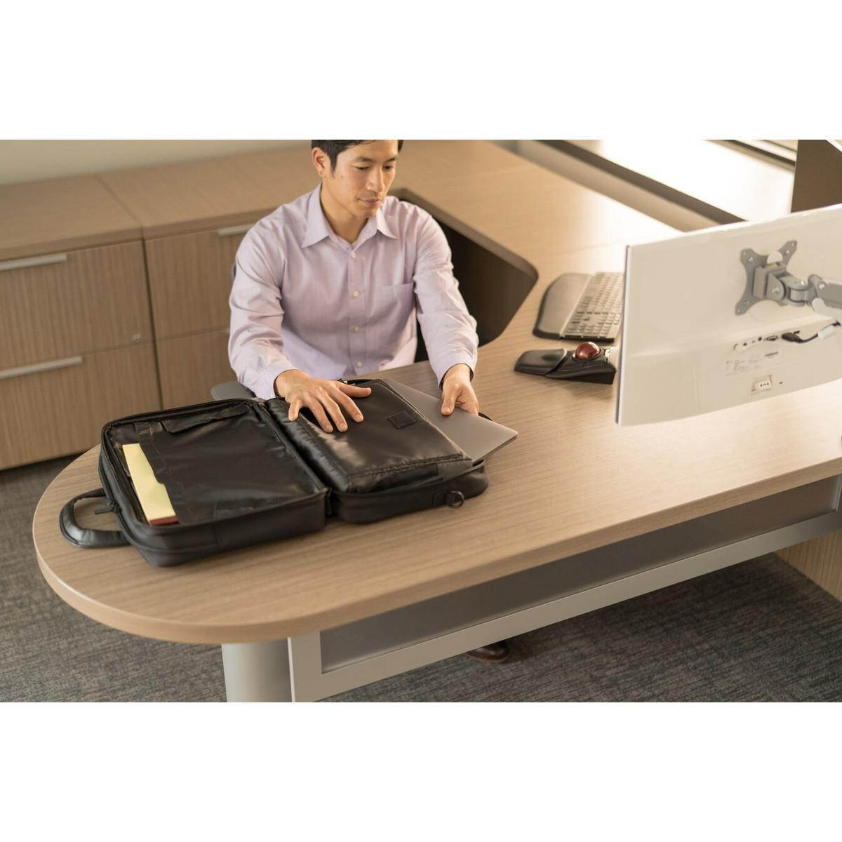 Kensington Contour Carrying Case (Briefcase) For 15.6" Notebook