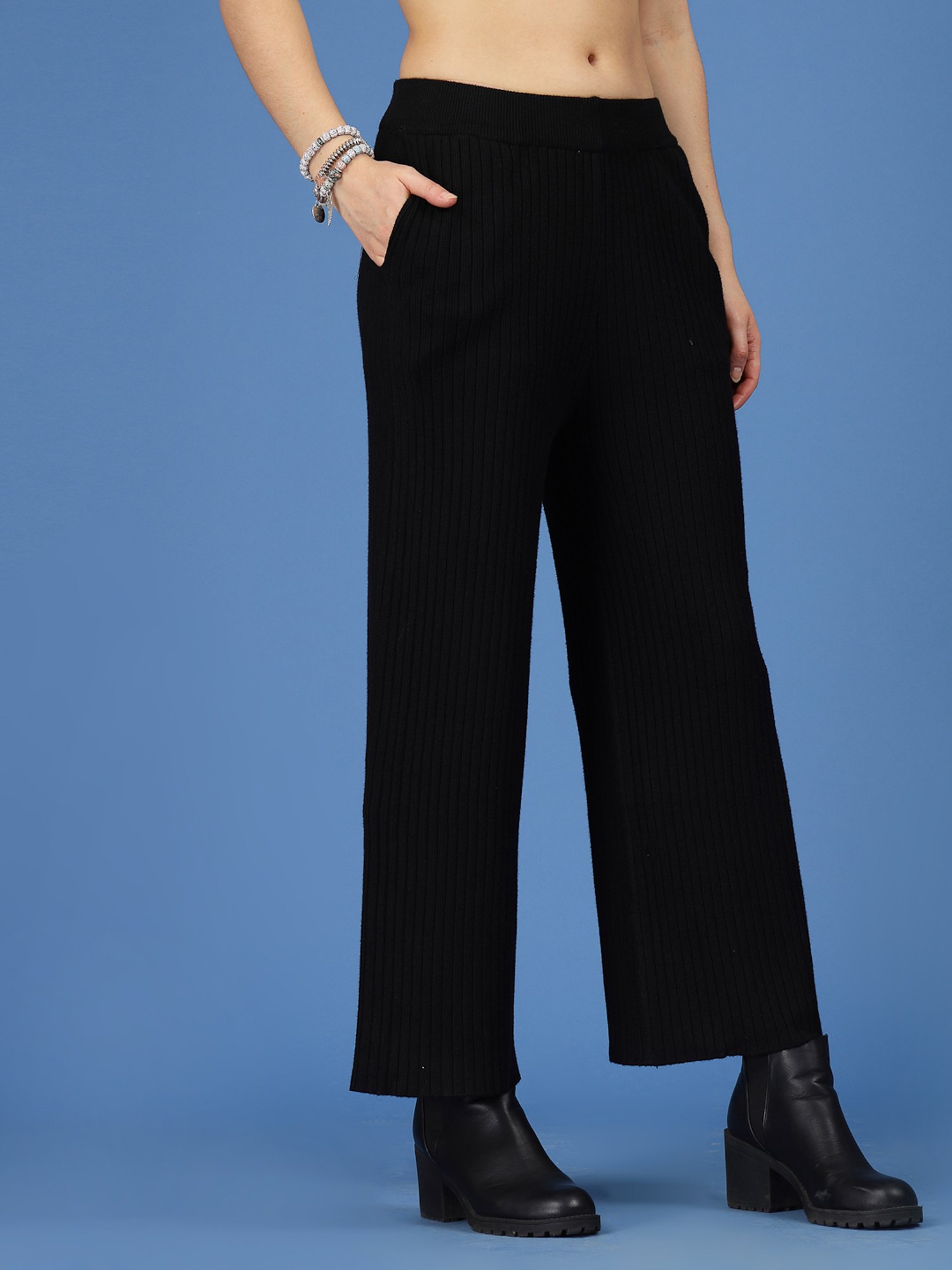 Mafadeny Black Regular Fit Mid Rise Palazzos